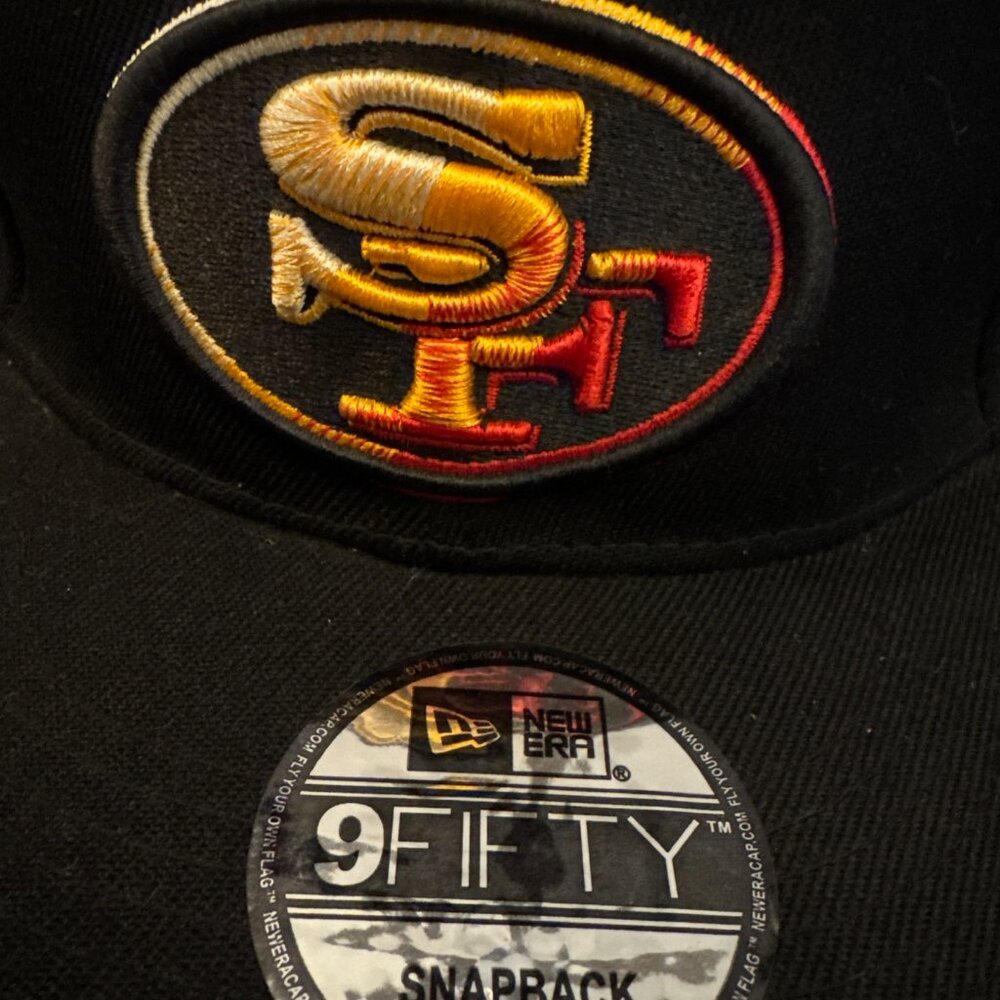 New Era San Francisco 49ers 9FIFTY Snapback Black Dim Style Logo Hat - Picture 2 of 8